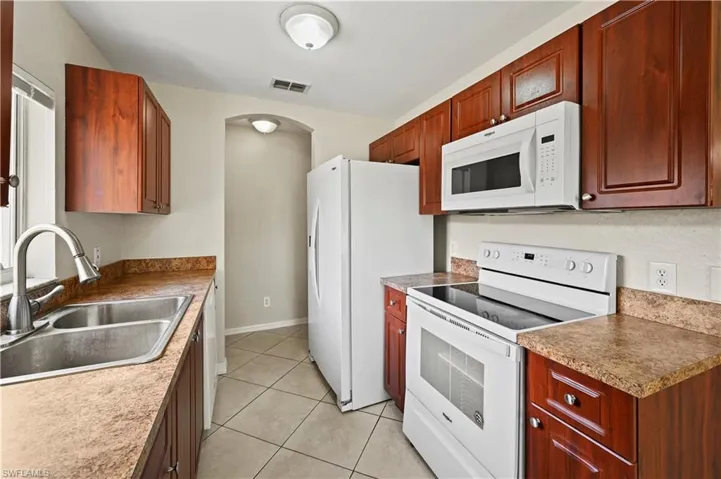 2370 31st AVE NE, NAPLES FL 34120