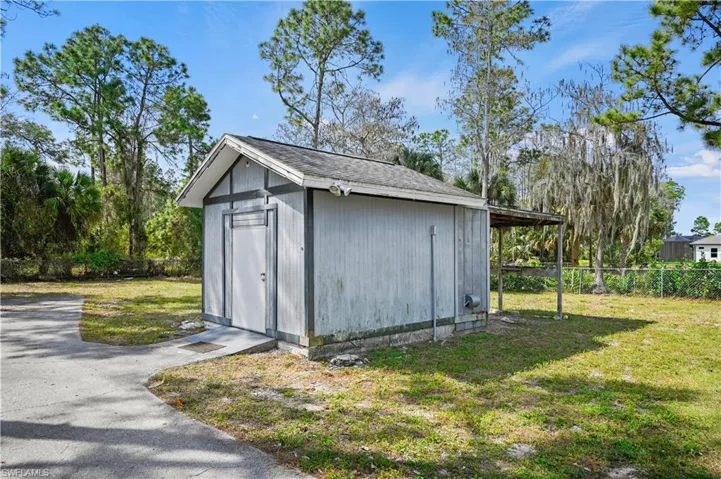2370 31st AVE NE, NAPLES FL 34120
