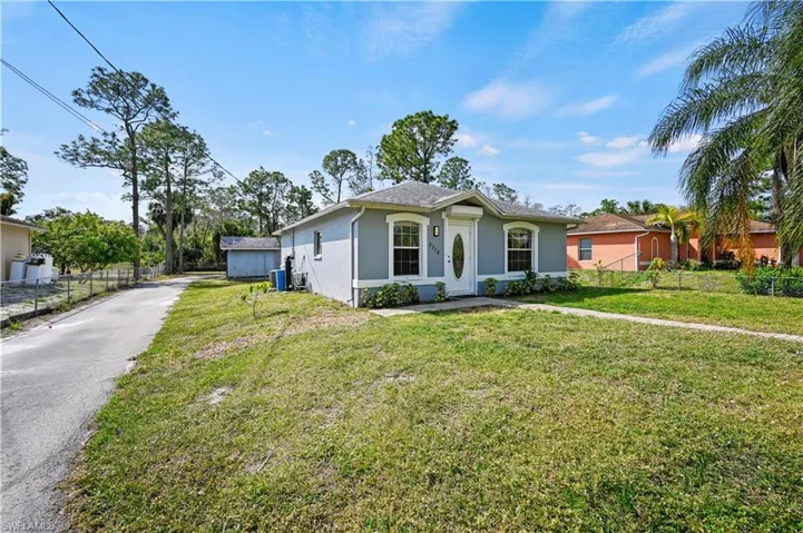 2370 31st AVE NE, NAPLES FL 34120