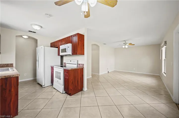 2370 31st AVE NE, NAPLES FL 34120