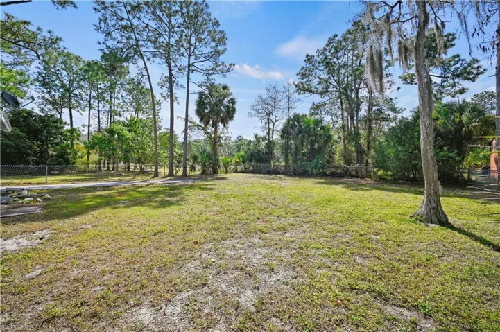 2370 31st AVE NE, NAPLES FL 34120