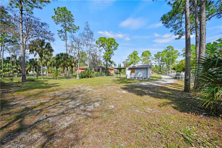2370 31st AVE NE, NAPLES FL 34120