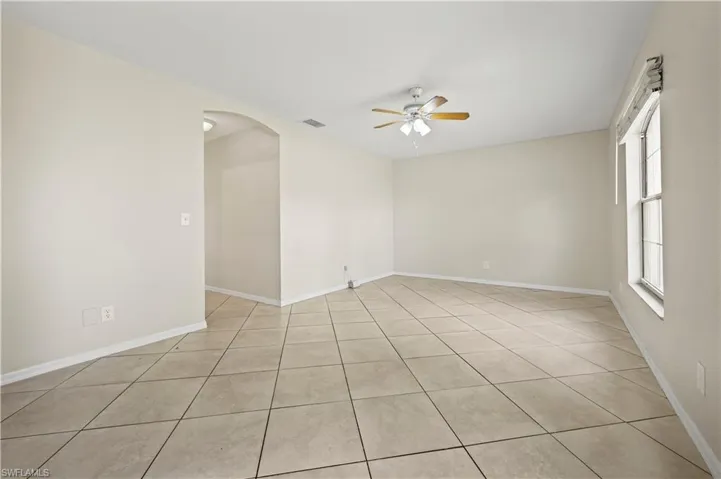 2370 31st AVE NE, NAPLES FL 34120