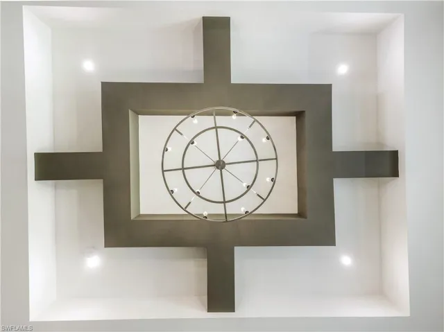 LR Ceiling Detail