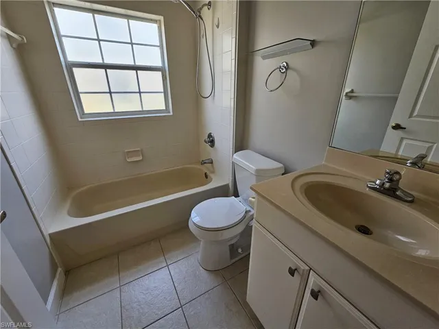 3013 Driftwood Way # 2907, Naples Fl 34109