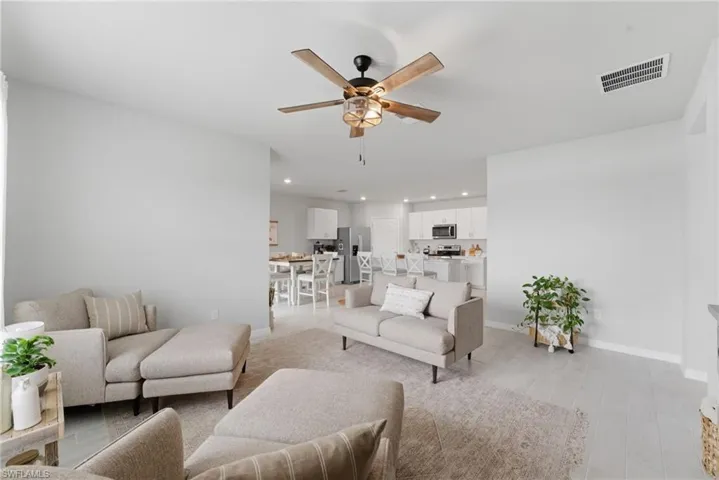 20337 Camino Torcido Loop, North Fort Myers, Florida 33917