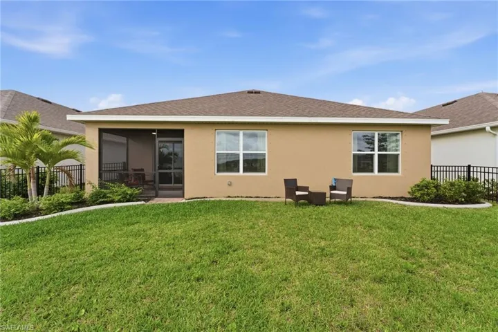 20337 Camino Torcido Loop, North Fort Myers, Florida 33917