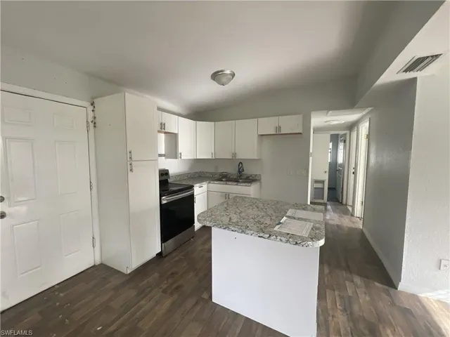 3138  2nd  ST, Fort Myers, FL 33916