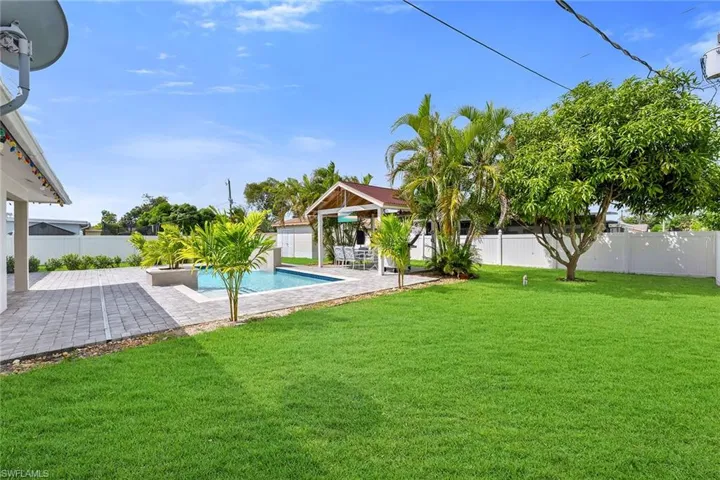 4949  22nd SW PL, Naples, FL 34116
