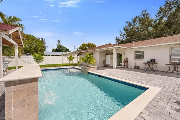 4949  22nd SW PL, Naples, FL 34116