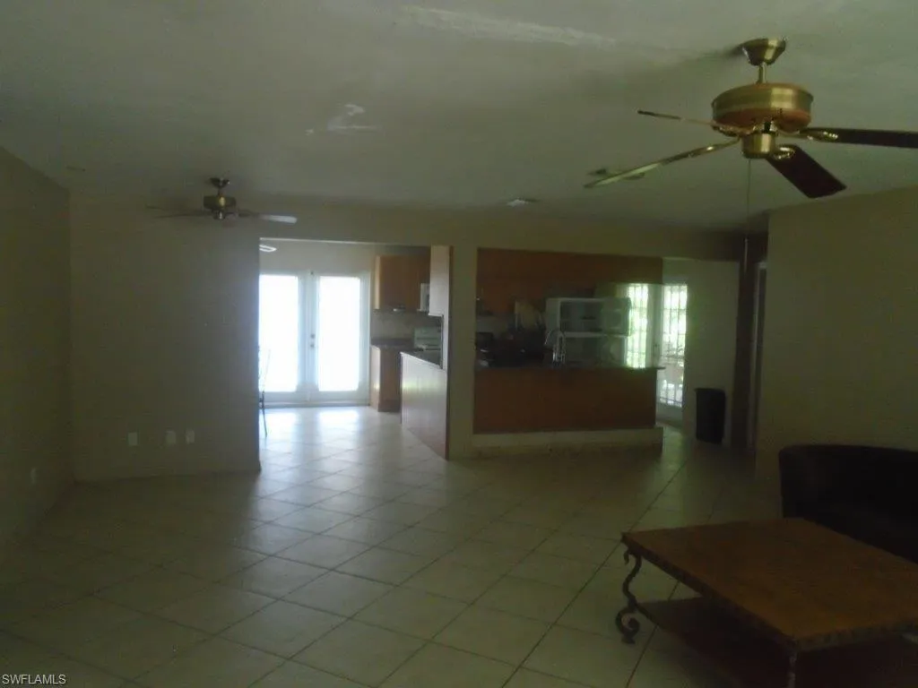 2119 Hibiscus RD, Fort Myers, FL 33905,225055592