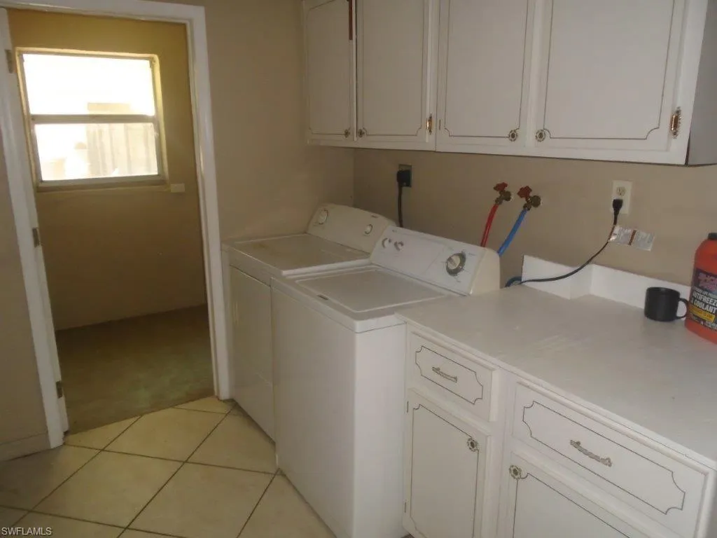 2119 Hibiscus RD, Fort Myers, FL 33905,225055592