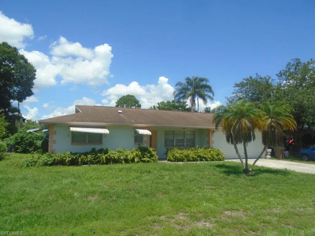 2119 Hibiscus RD, Fort Myers, FL 33905,225055592