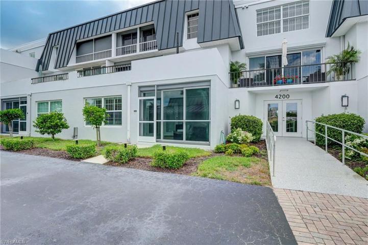 Exterior view, walk to pool