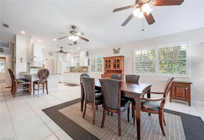 A large Dining Area perfect for Entertaining.