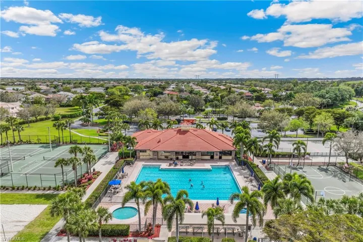Community clubhouse, pool and spa