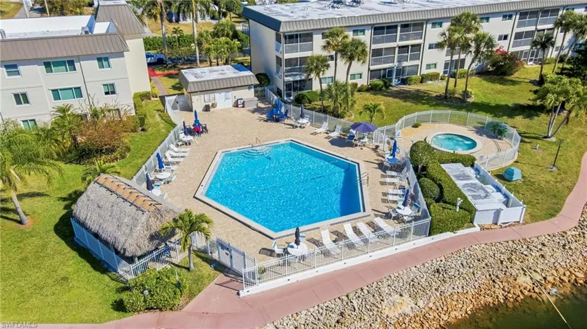 1010 Manatee Rd B304, Naples, Florida 34114