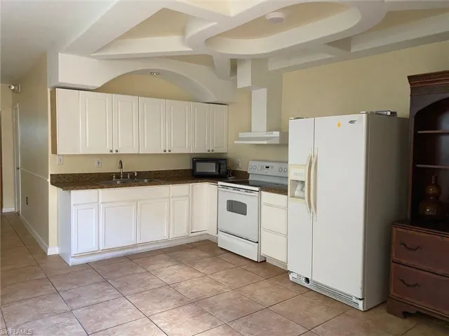 5835-5837  Johnson  ST, Hollywood, FL 33021