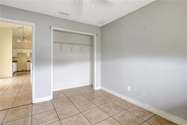 1726 NE 17th TER, CAPE CORAL FL 33909