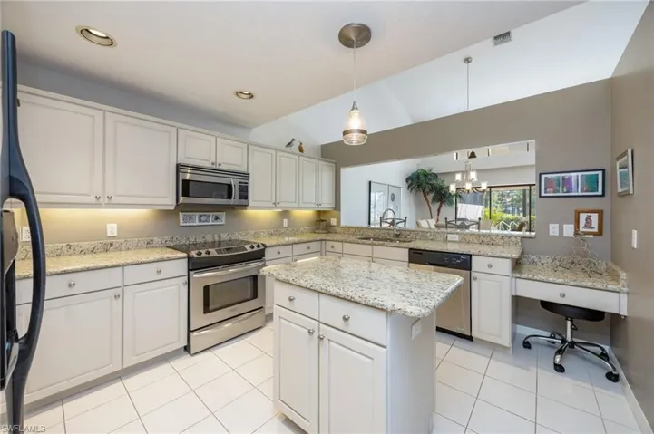 158 Cypress View Dr 158, Naples, Florida 34113