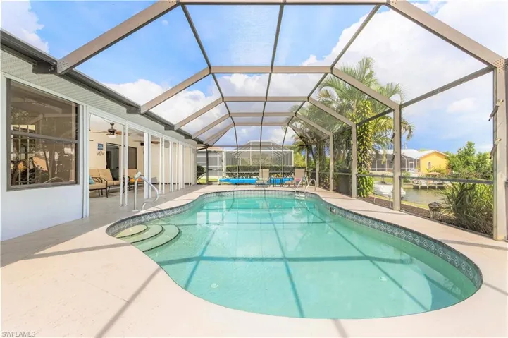 618 W Archer Pkwy, Cape Coral, Florida 33904