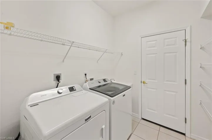 8732  Manderston  CT, Fort Myers, FL 33912