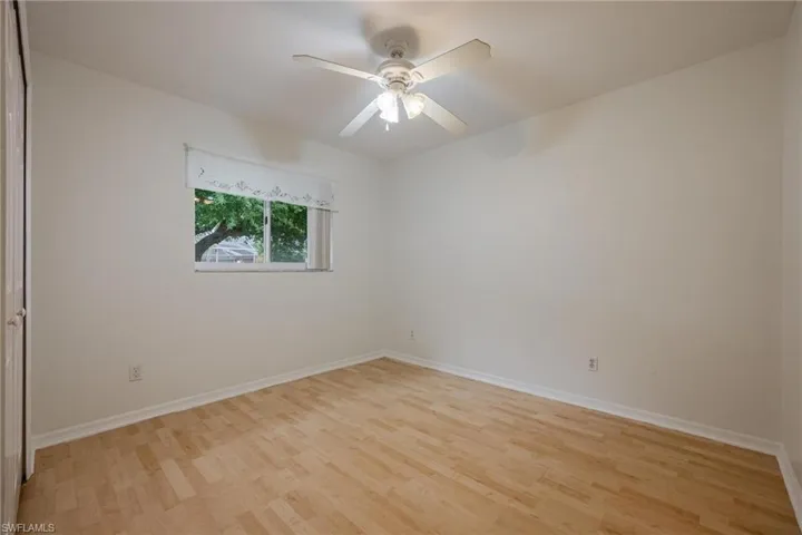 1323 Se 21st Ave, Cape Coral Fl 33990