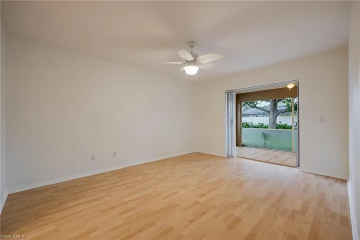 1323 Se 21st Ave, Cape Coral Fl 33990
