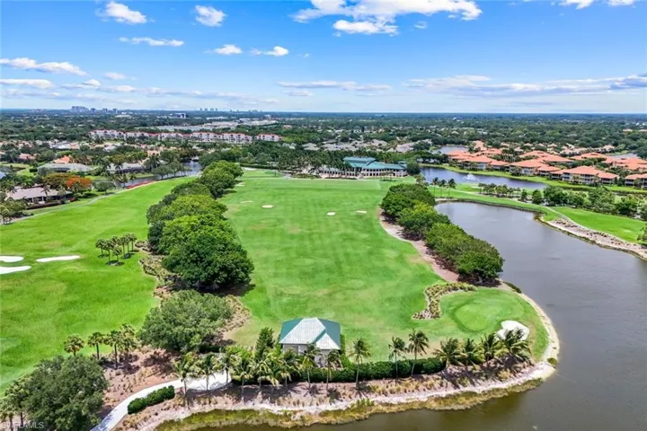 1895  Les Chateaux  BLVD, Naples, FL 34109