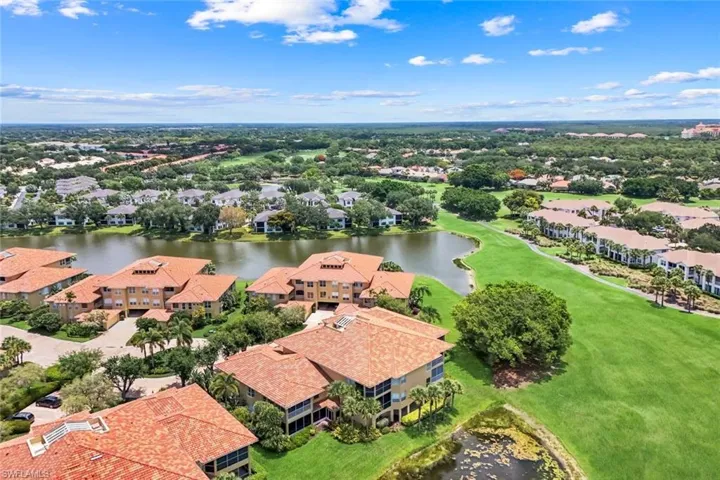 1895  Les Chateaux  BLVD, Naples, FL 34109