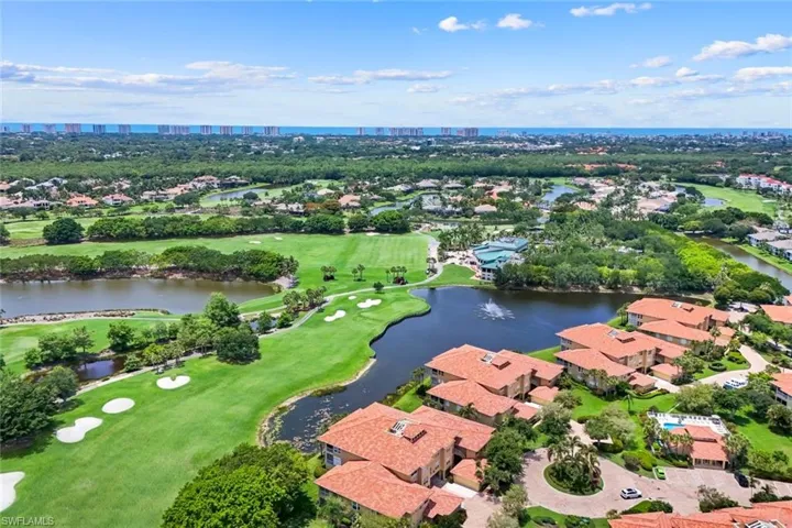 1895  Les Chateaux  BLVD, Naples, FL 34109