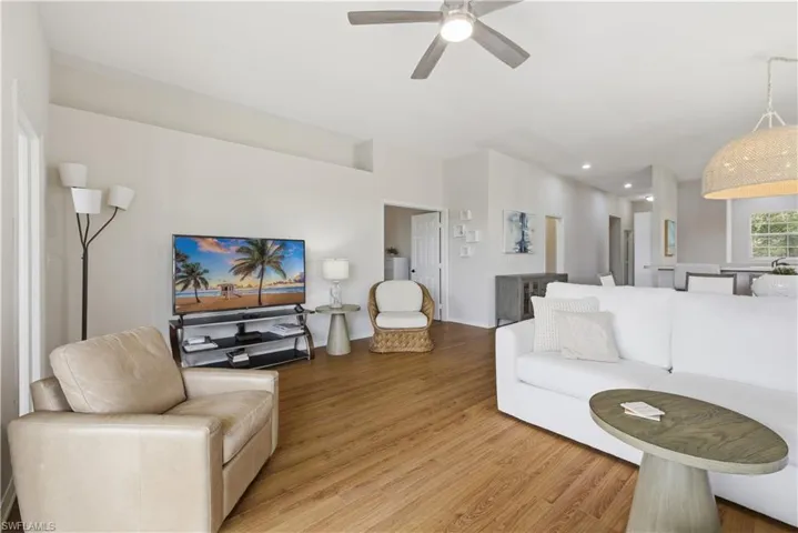 3442 Pointe Creek Ct 201, Bonita Springs, Florida 34134