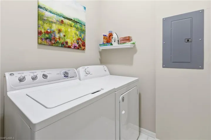 3442 Pointe Creek Ct 201, Bonita Springs, Florida 34134