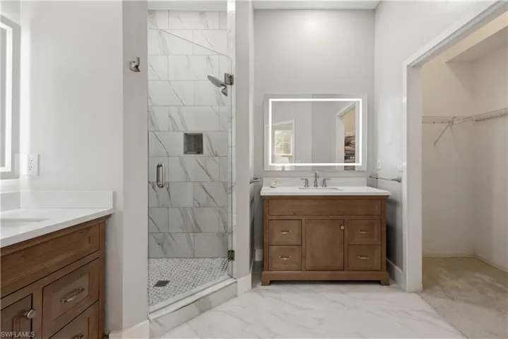 3442 Pointe Creek Ct 201, Bonita Springs, Florida 34134