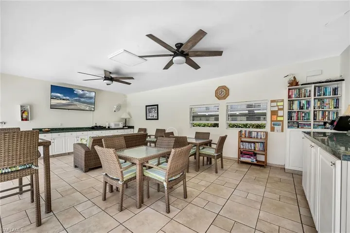 240 Collier Blvd H8, Marco Island, Florida 34145