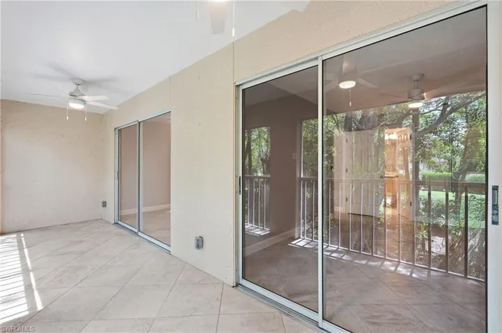 1706 Kings Lake Blvd 203, Naples, Florida 34112