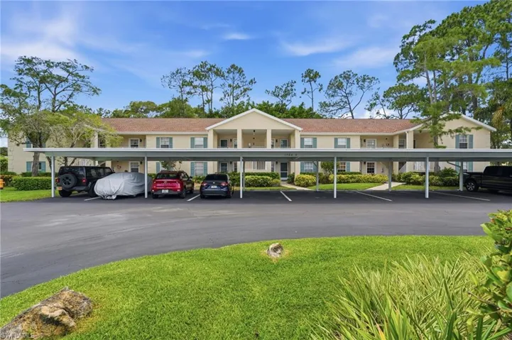 1706 Kings Lake Blvd 203, Naples, Florida 34112