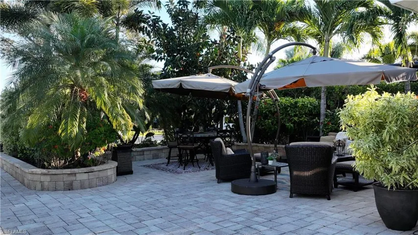View of patio / terrace featuring outdoor dining space