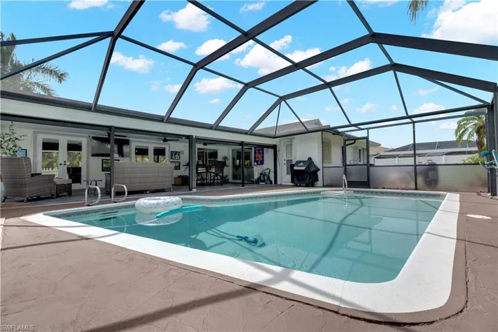 3722 Se 6th Ave, Cape Coral, Florida 33904