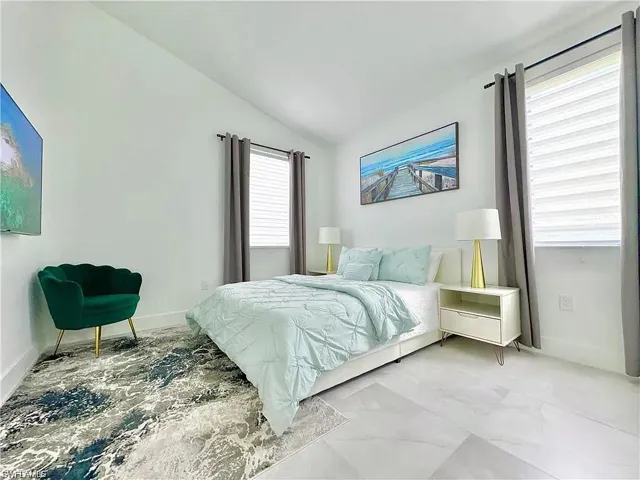 3155  Karen  DR, Naples, FL 34112