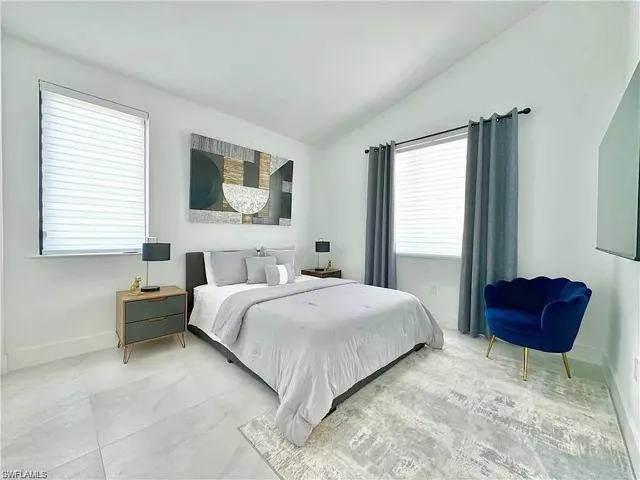 3155  Karen  DR, Naples, FL 34112