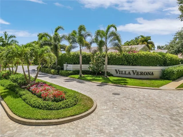 Entry to vVilla Verona