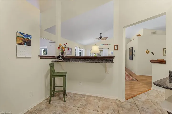 80  Fountain  CIR, Naples, FL 34119