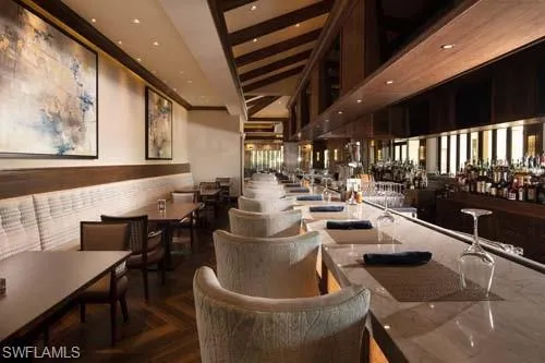 Dinning Bar Area