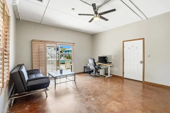1680 Avion Pl, Naples, Florida 34104