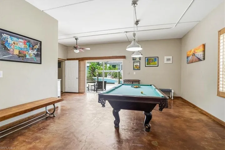 1680 Avion Pl, Naples, Florida 34104