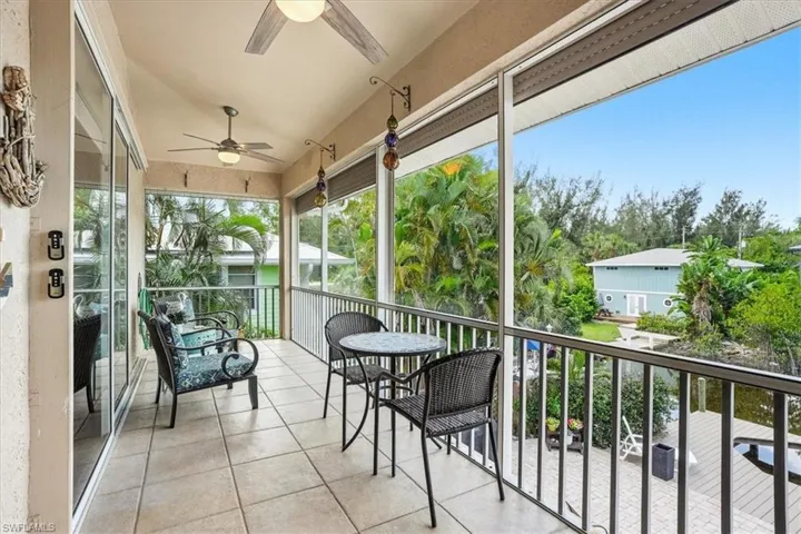1680 Avion Pl, Naples, Florida 34104