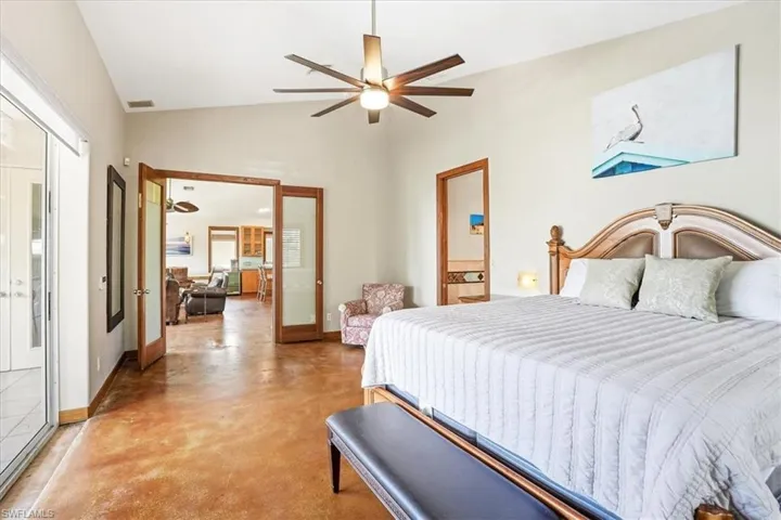 1680 Avion Pl, Naples, Florida 34104