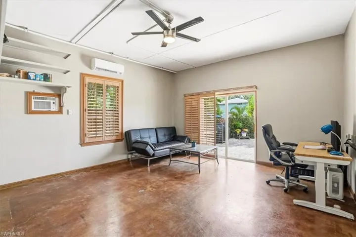 1680 Avion Pl, Naples, Florida 34104