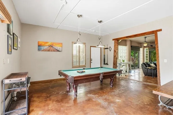 1680 Avion Pl, Naples, Florida 34104